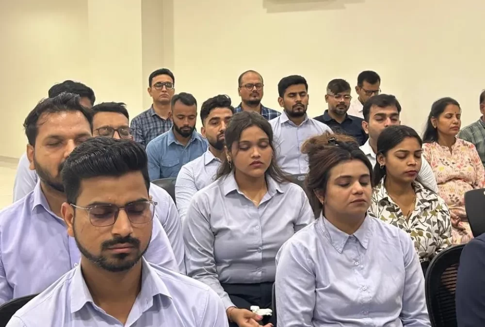 Want Stress-Free Teams Without Leaving Desks?